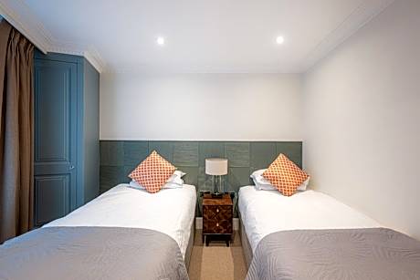 Three Bedroom Executive Apartment