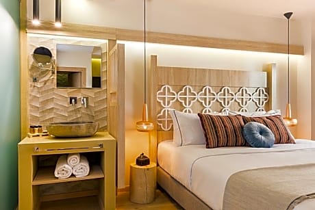 Cressa Suites (Adults Only)