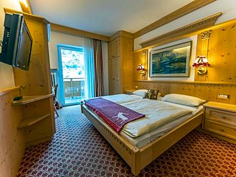 Superior Double Room with Balcony