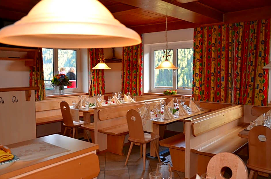 Ski In-Ski Out - Gästehäuser Saalbach-Hinterglemm - Wallegghof Christianhof