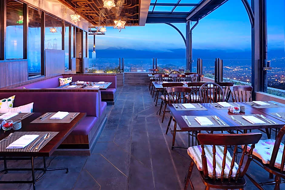 Grand Mercure Bandung Setiabudi