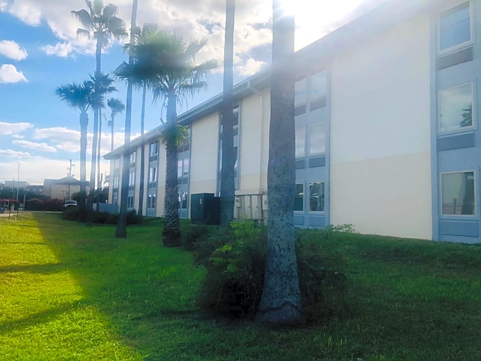 Baymont by Wyndham McAllen