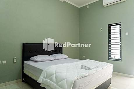 Athena House Syariah Near The Park Mall Solo Baru Mitra RedDoorz