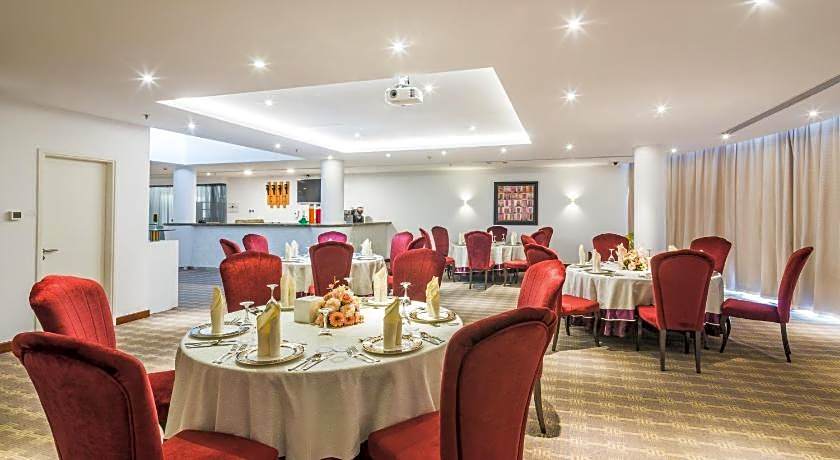 Al Reem Village Hotel