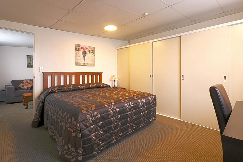 The Victoria Hotel Dunedin