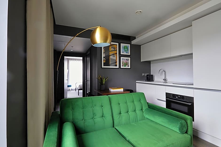 The Gate London City