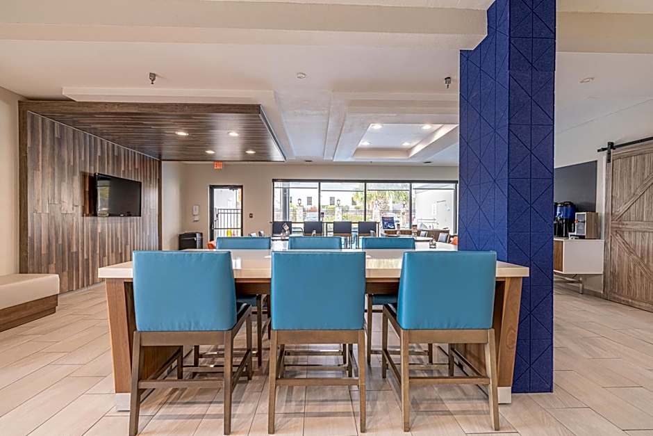 Holiday Inn Express Hotel & Suites College Station By IHG