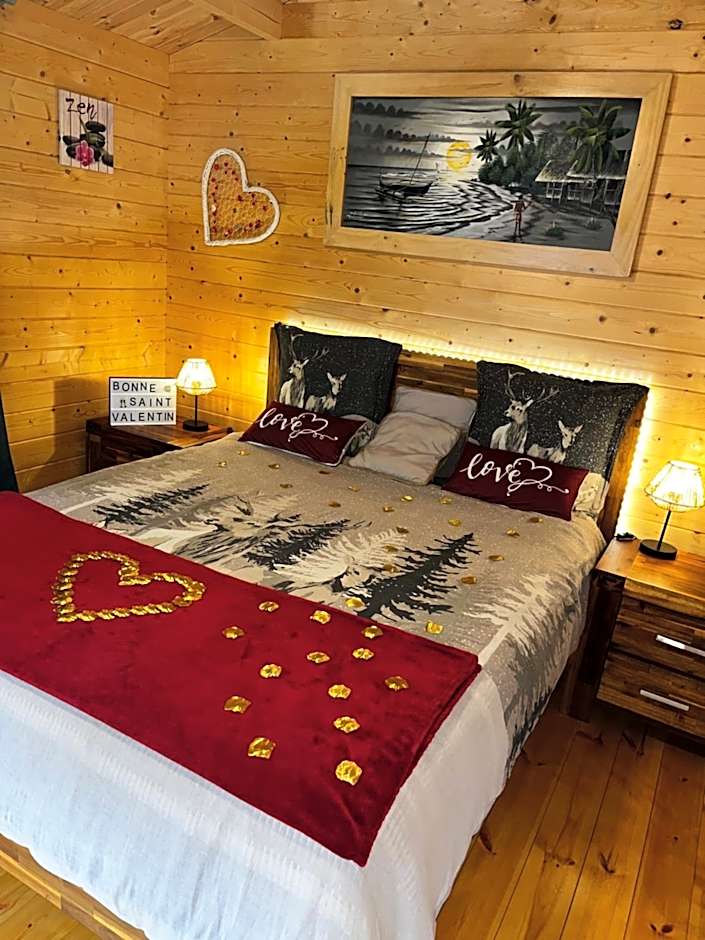 Les Chalets de Marie 974- Jacuzzi SPA privatif dans le chalet , sans vis à vis , vue mer