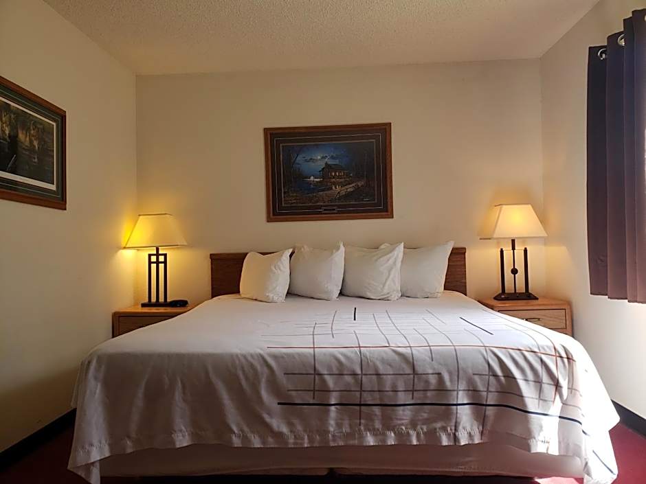 Americas Best Value Inn & Suites International Falls