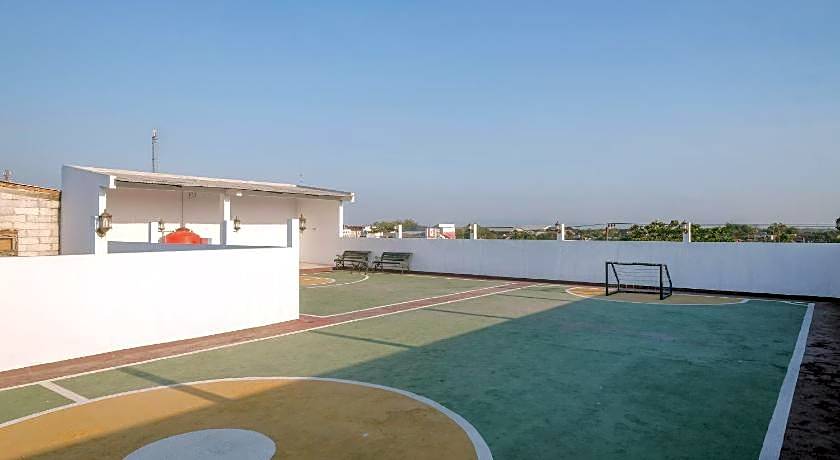 Capital O 92436 Wisma Syariah Nabil