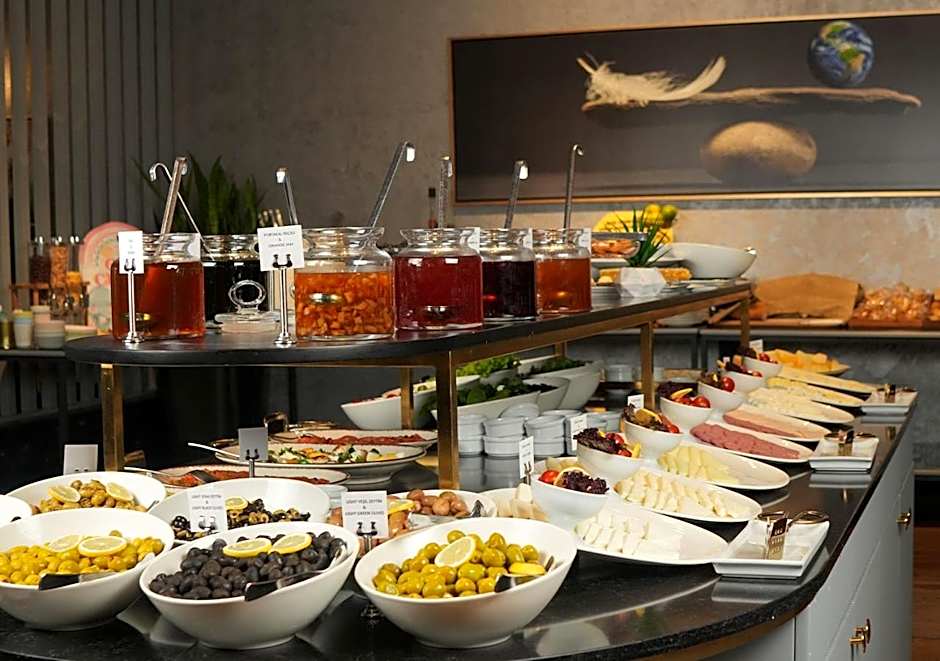 The Wings Hotels Neva Palas