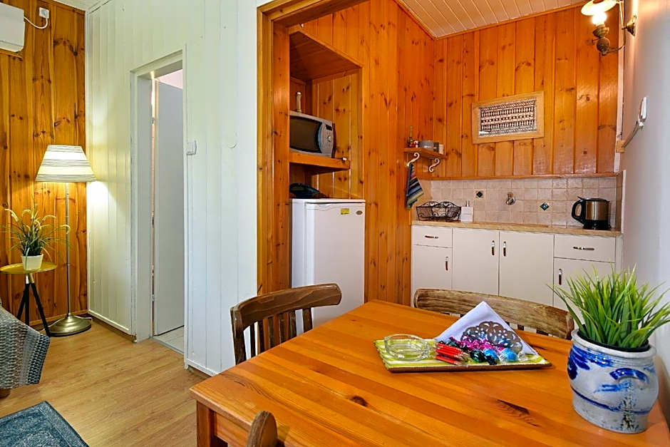 Zimmers at the Forest