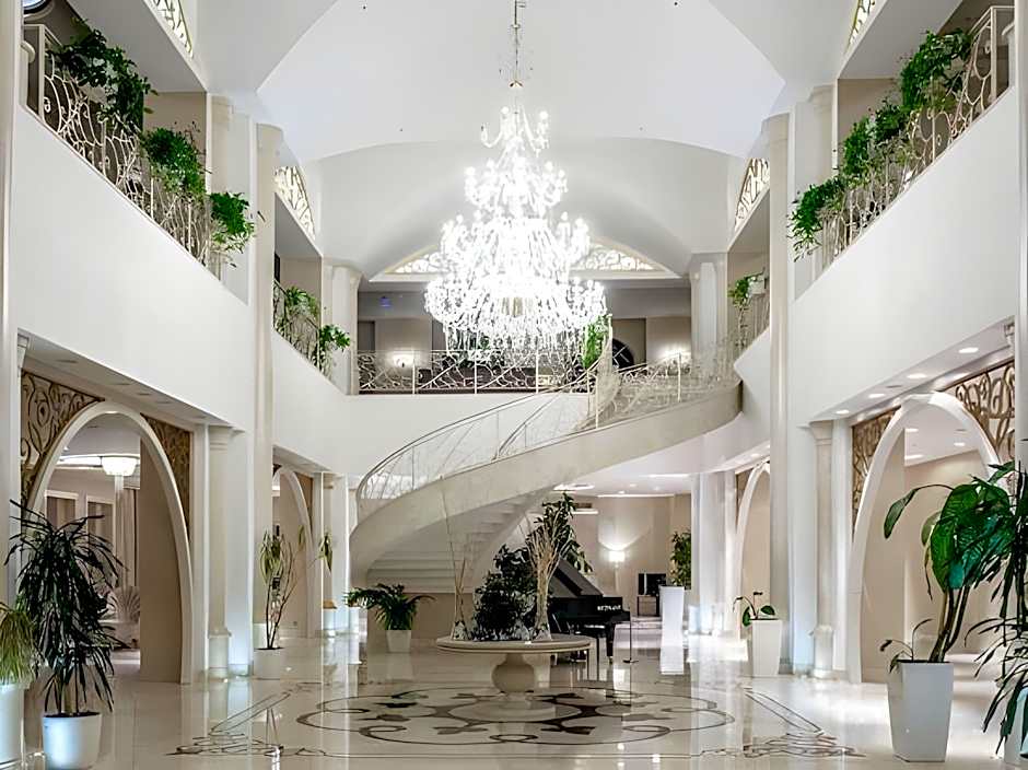 Qafqaz Riverside Hotel