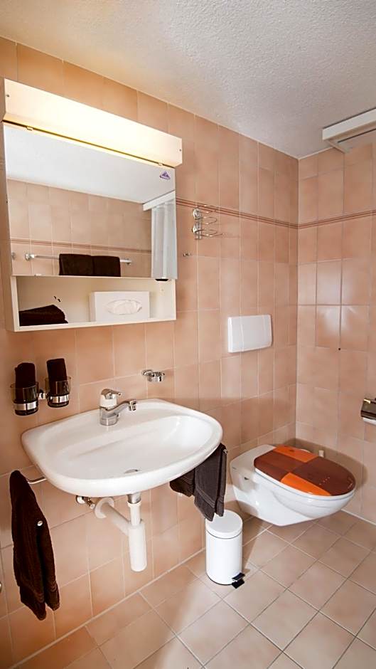 Hotel Roggerli