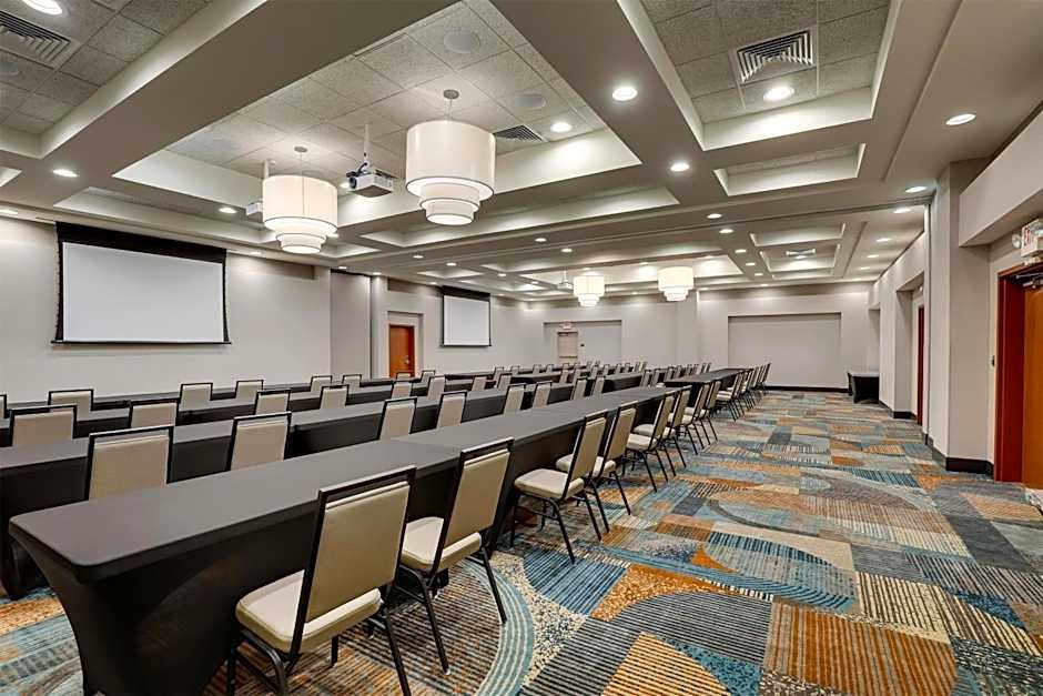 Drury Inn & Suites Dayton North