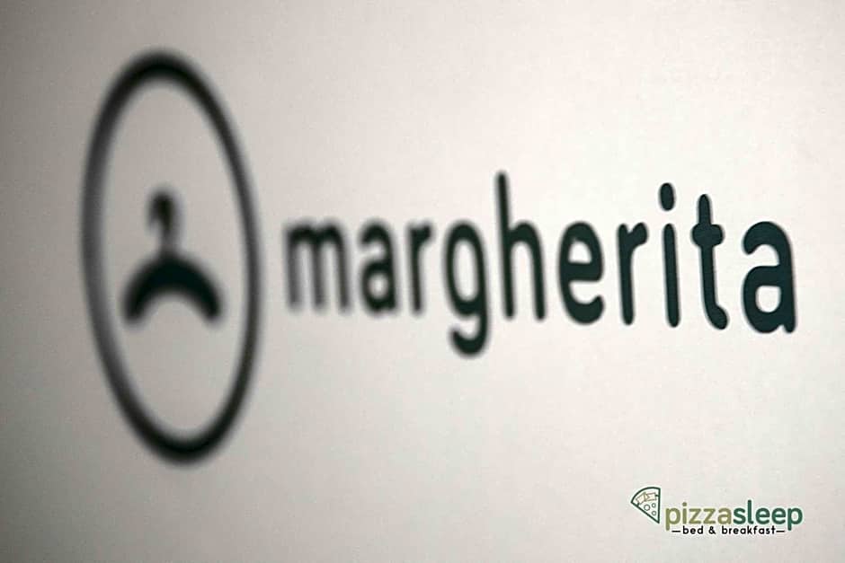 PizzaSleep B&B