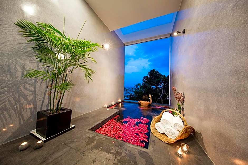 Chaweng Peak Villas - Award Winning Luxury Two Villas