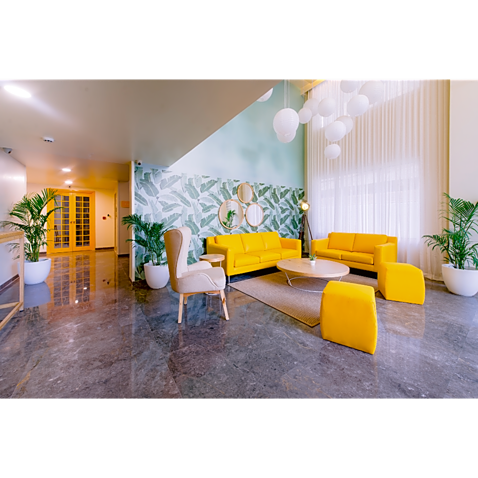 Bloom Hotel - Indiranagar