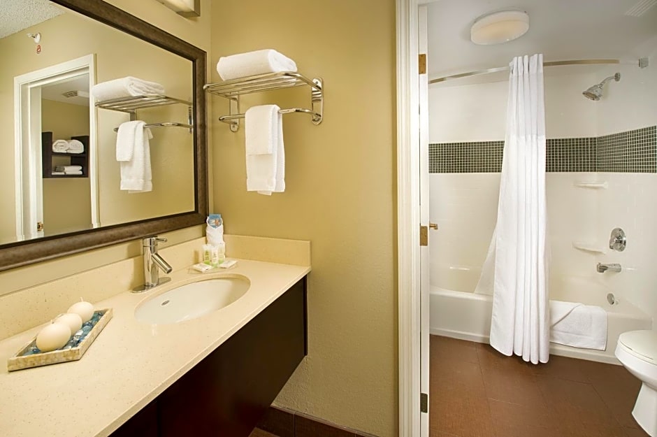 Staybridge Suites MIAMI DORAL AREA