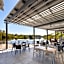 Best Western Plus North Lakes Hotel