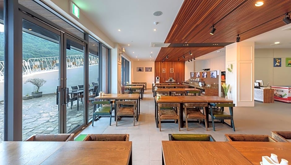 Friemily Pool Villa & Hotel