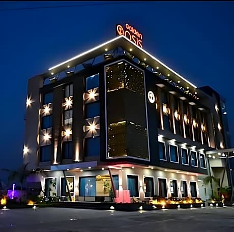 Golden Oasis Hotel 