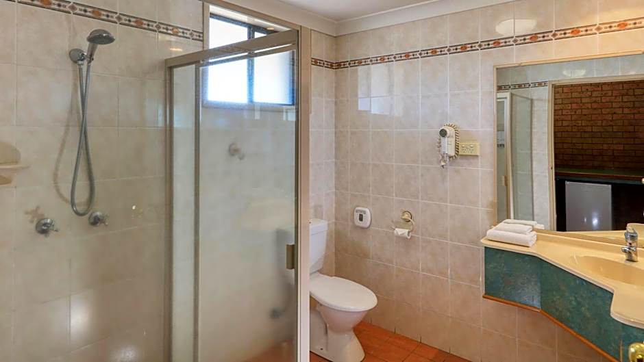 James Street Motor Inn