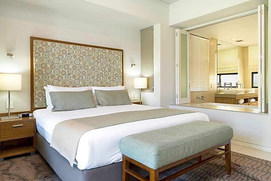 Photo 1 of 6 of Lagoon 1 King Bed