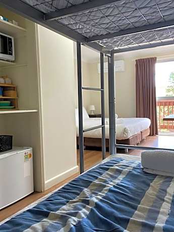 Budget King Room