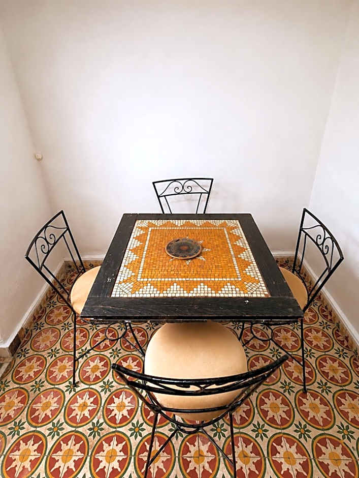 Thayri Hostel - Sea View