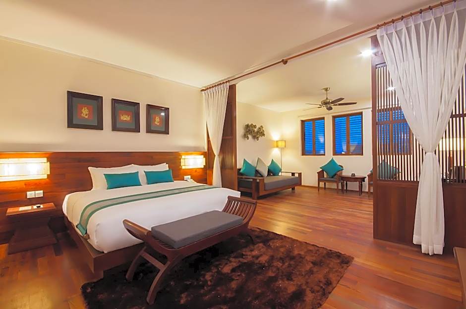 Photo 1 of 8 of Elegant Suite