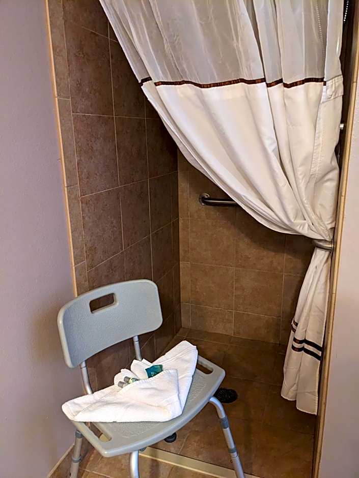 GrandStay Residential Suites Hotel