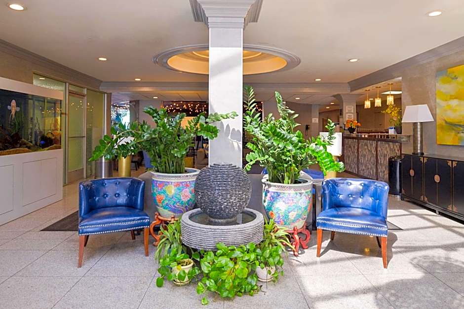Quality Inn & Suites Montebello - Los Angeles