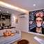Frida's Artsy Condo with own mural, outdoor tub & rooftop pool