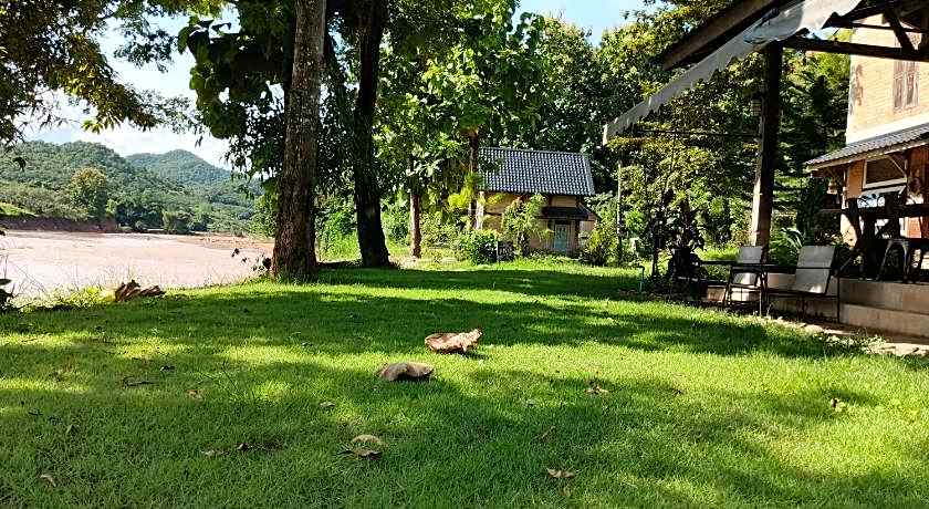 The River Runs Chiang Klang