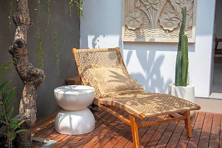 Canggu, Big Kitchen and Pool - All New, Design!