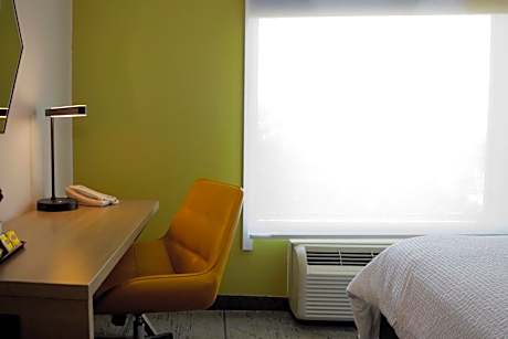 Standard King Room with Roll-in Shower - Mobility and Communications Access