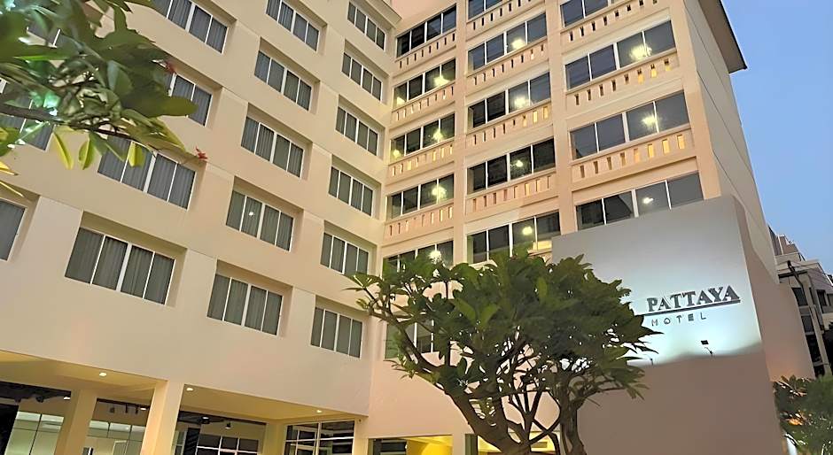 Crown Pattaya Beach Hotel