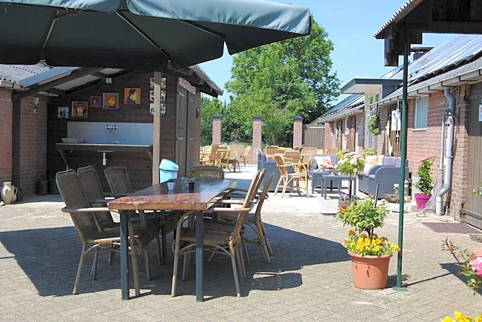 B&B Warnstee