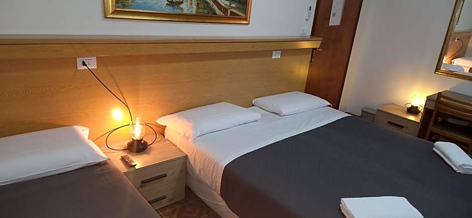 HOTEL TiTO
