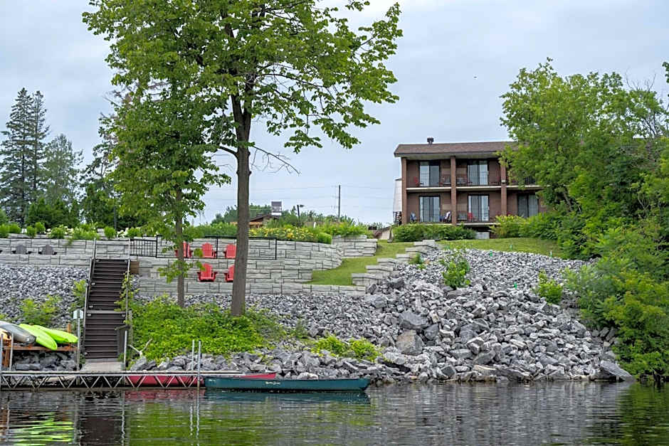 Ramada by Wyndham Ottawa On The Rideau