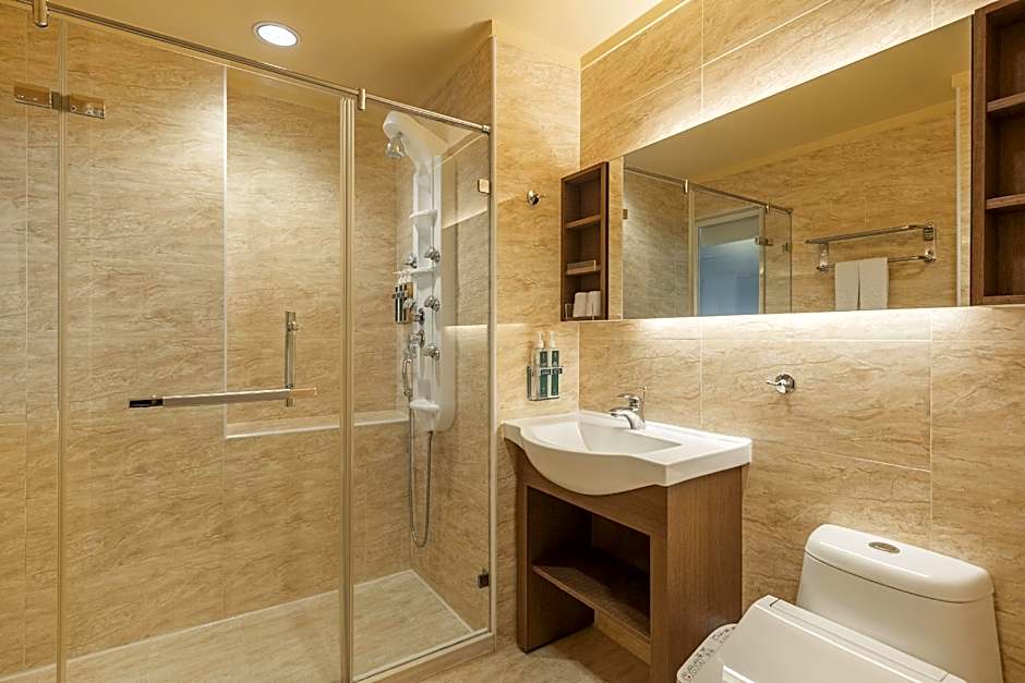 Kindness Hotel-Kaohsiung Guang Rong Pier