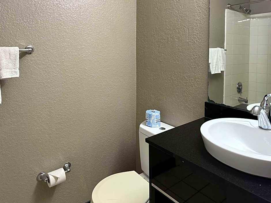 Studio 6 Extended Stay - West Palm Beach, FL