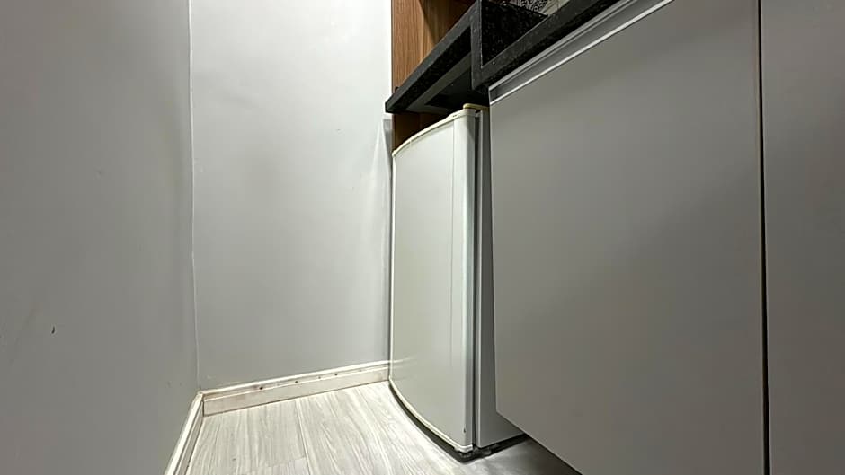 4- Studio para casal. Ótima Localização