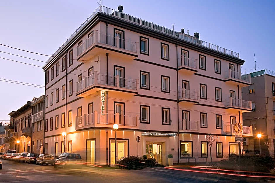 Card International Hotel