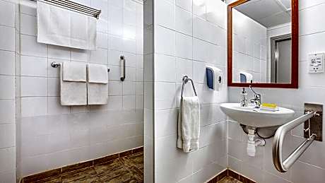 Family Room with Mountain View