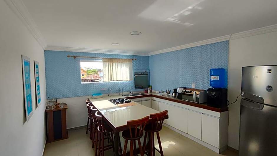 Casa completa a 70 m da praia dos ossos