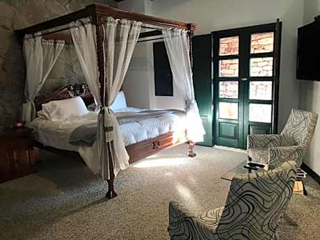 Hotel Canaria