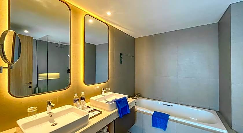 GOLDEN TULIP SPRINGHILL LAMPUNG