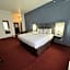 FairBridge Inn & Suites Cleburne
